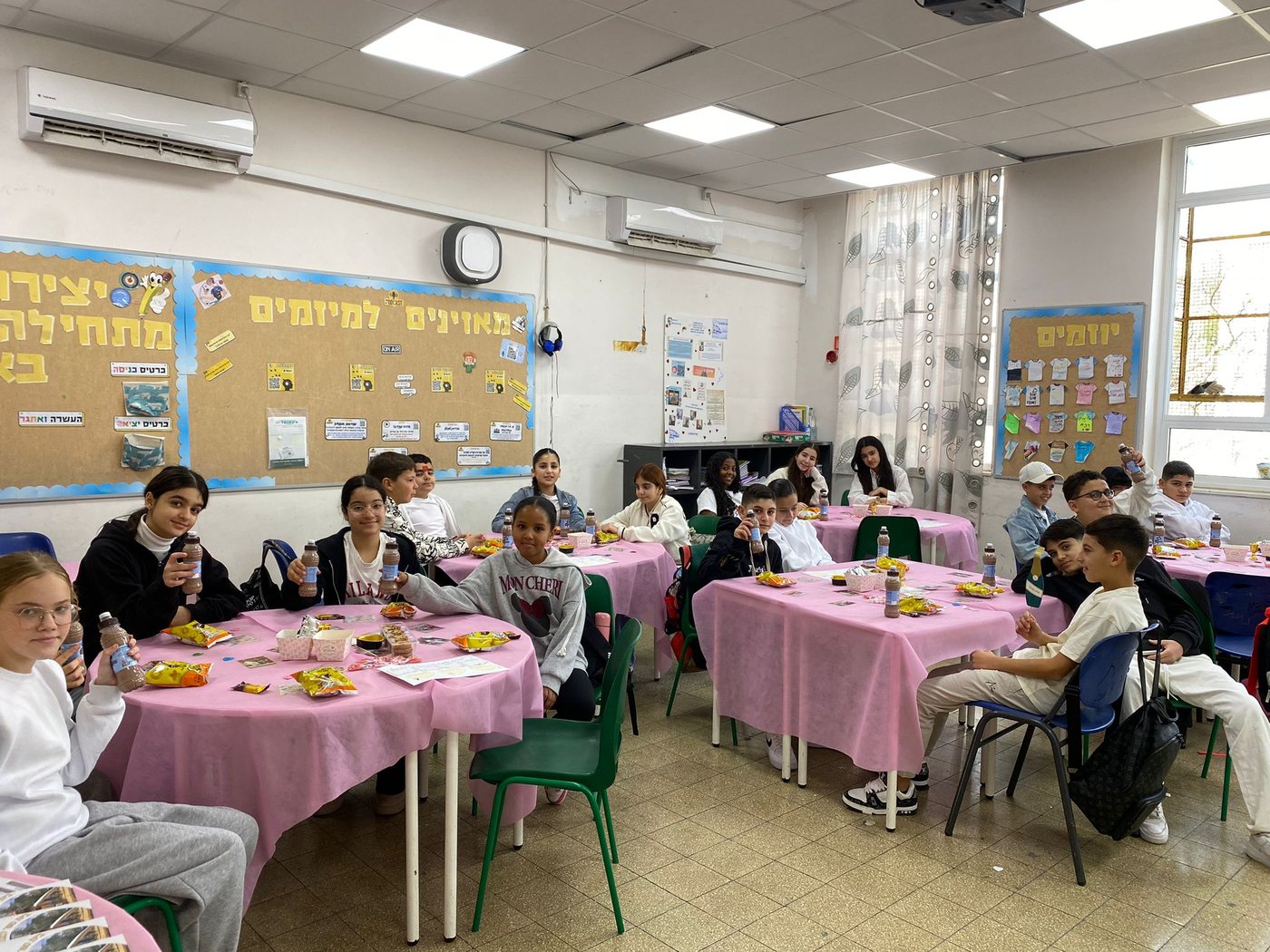 כיתה מעוצבת לחגיגת 100 ימים